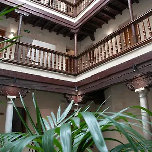 Mercader De Sedas Hotel Grenada